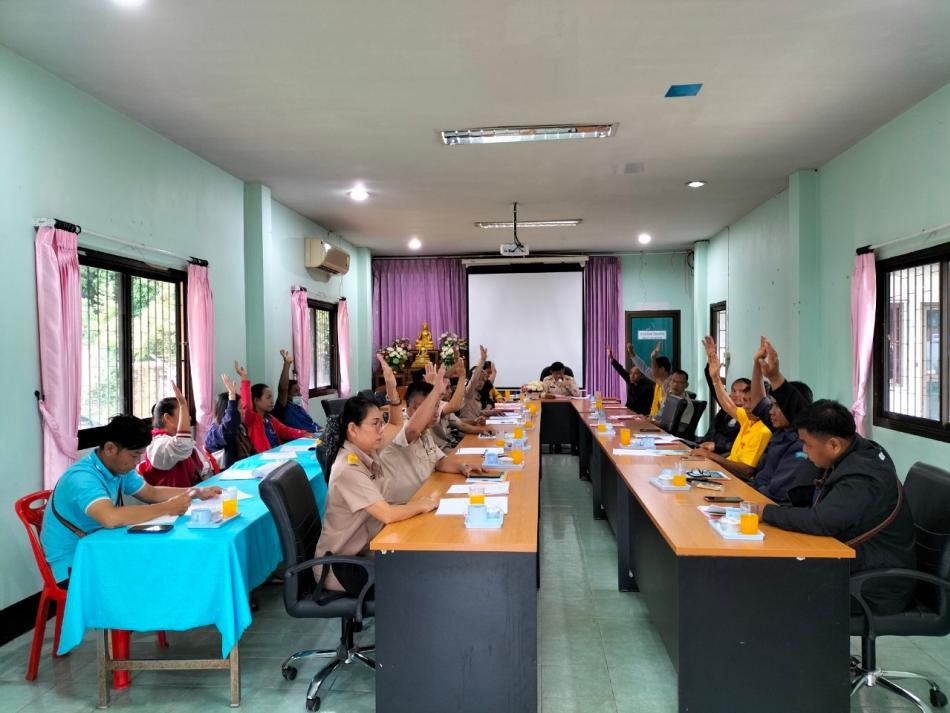ประชุมคณะกรรมการสนับสนุนแผนพัฒนาท้องถิ่น องค์การบริหารส่วนตำบลทุ่งหัวช้าง และคณะกรรมการพัฒนาองค์การบริหารส่วนตำบลทุ่งหัวช้าง 